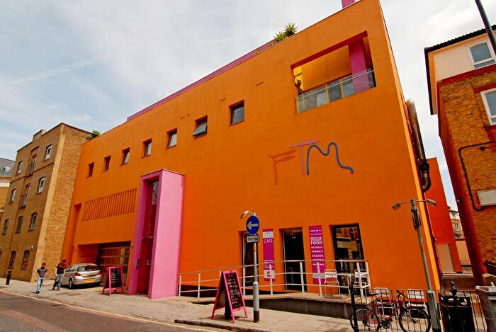 2 Bedroom Flat To Rent In Bermondsey Street, London, SE1