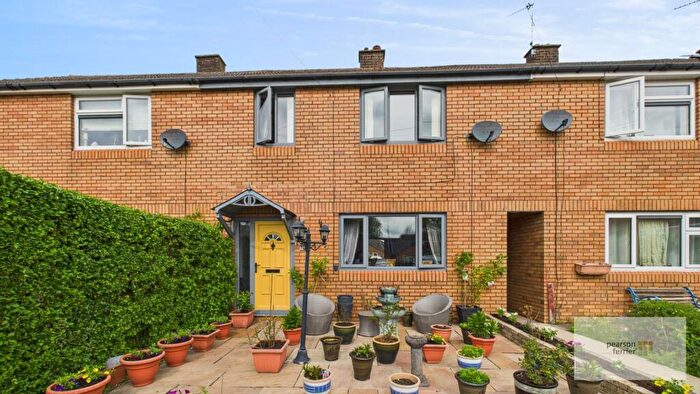 3 Bedroom Town House For Sale In Rawsthorne Avenue, Edenfield, Ramsbottom, BL0