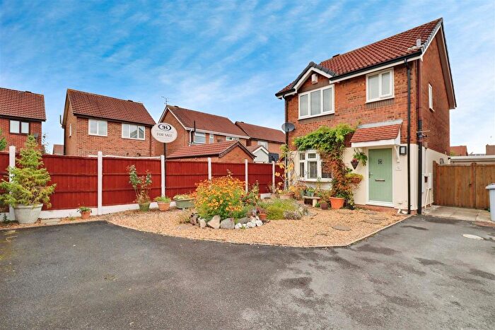 3 Bedroom Detached House For Sale In Merlin Way, Crewe, CW1