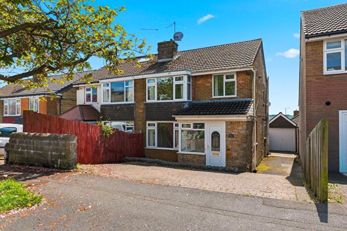 3 Bedroom Semi-Detached House For Sale In Winchester Road, Sheffield, S10