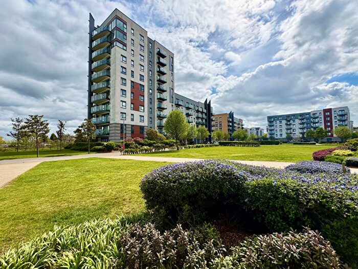 2 Bedroom Flat To Rent In Marina Heights, Gillingham, ME7