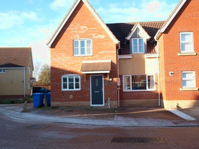 3 Bedroom Property To Rent In Diprose Drive, Lowestoft, NR32