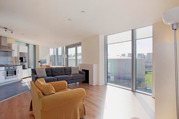 3 Bedroom Flat To Rent In Harmony Place, Greenwich, SE8