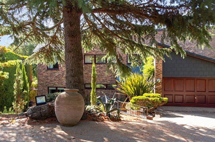 5 Bedroom Detached House For Sale In Beechcroft, Chislehurst, Kent, BR7