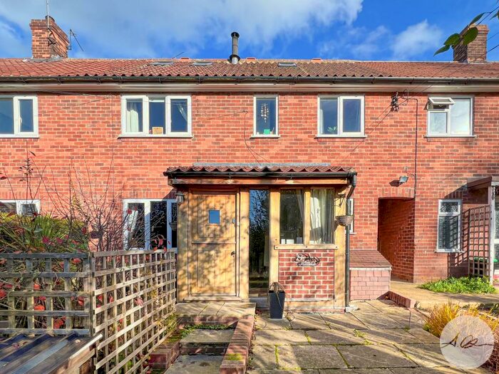 4 Bedroom Terraced House For Sale In Hillside, Thornton Le Moor, Northallerton, DL7