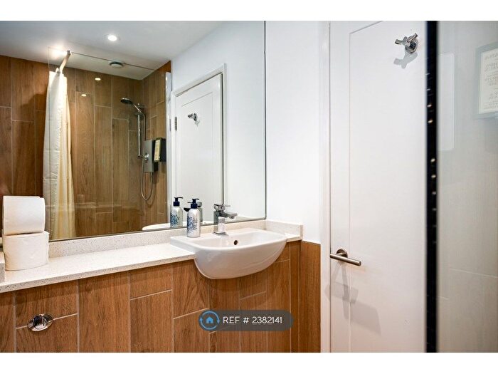 Studio To Rent In Alison Court, Bristol, BS8