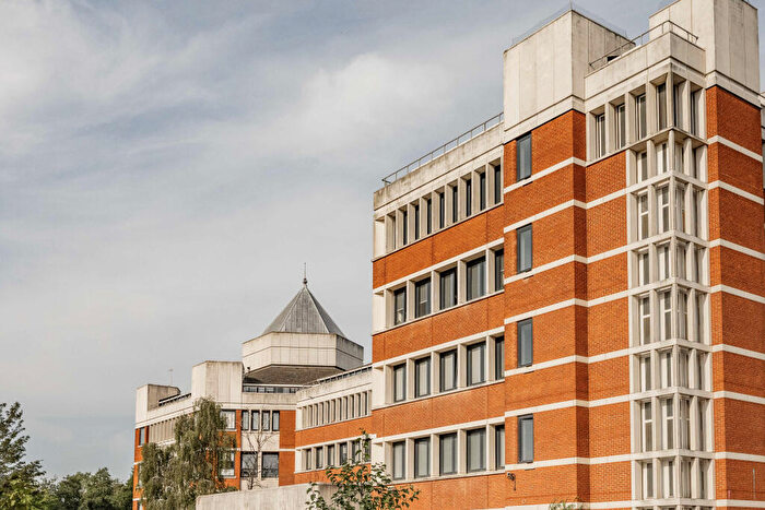 2 Bedroom Flat To Rent In Surrey Street, Norwich, NR1