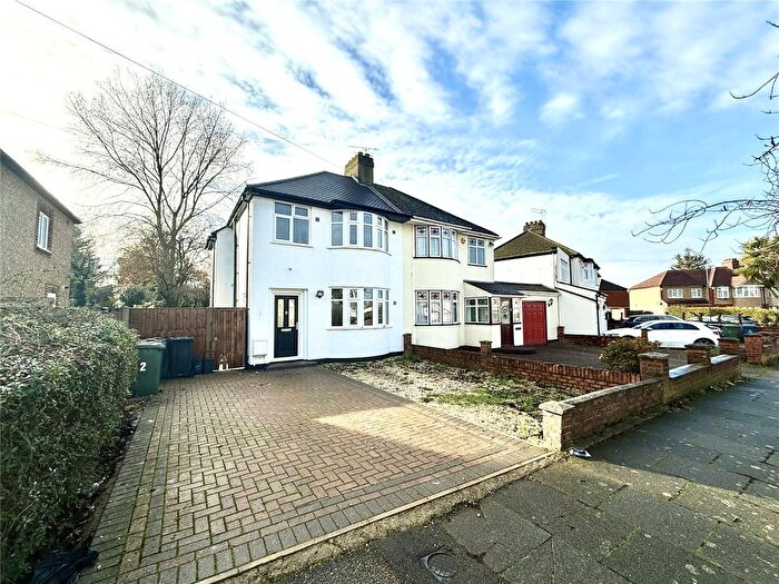3 Bedroom Semi-Detached House For Sale In Carlyon Avenue, Harrow, HA2