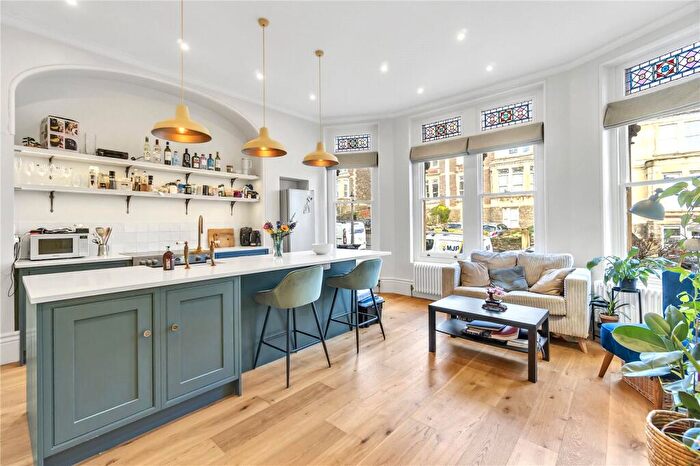 2 Bedroom Apartment For Sale In Clarendon Road, Bristol, BS6