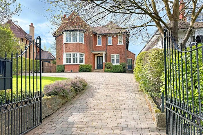 6 Bedroom Detached House For Sale In Rutland Drive, Harrogate, HG1