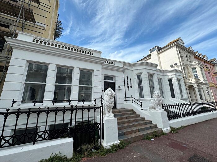 1 Bedroom Flat To Rent In Burlington Place, Eastbourne, BN21