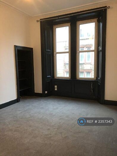 2 Bedroom Flat To Rent In Rossie Place, Edinburgh, EH7