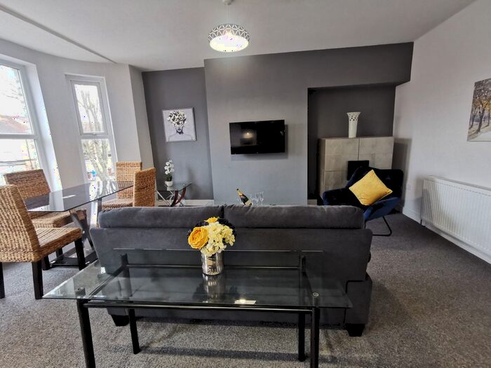 1 Bedroom Flat To Rent In Albert Avenue, Anlaby Road, Hull, Yorkshire, HU3