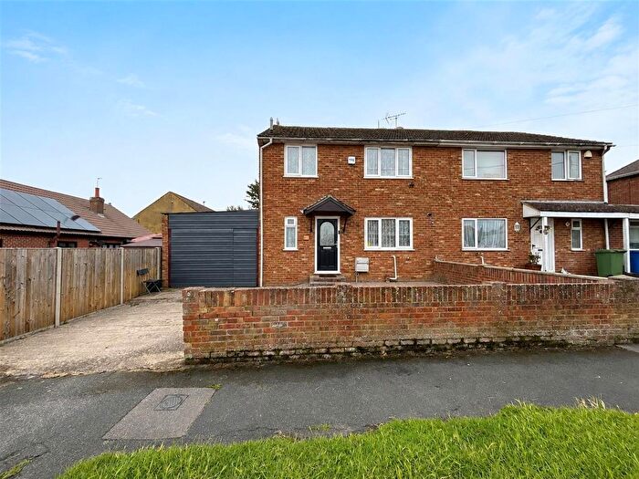 3 Bedroom Semi Detached House For Sale In Park Avenue, Leysdown-On-Sea, Sheerness, ME12