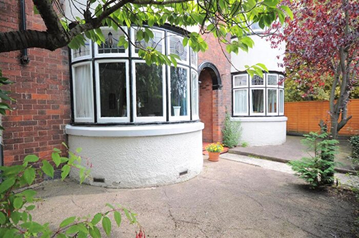 4 Bedroom Detached House For Sale In Newcastle Road, Stone, ST15
