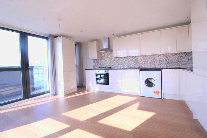 1 Bedroom Flat To Rent In Charter House, High Road, Ilford, IG1