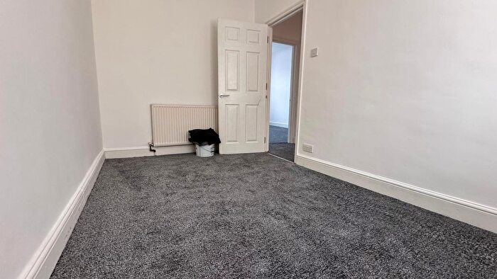 2 Bedroom End Terrace House To Rent In Langthorne Rd, Leytonstone, E11
