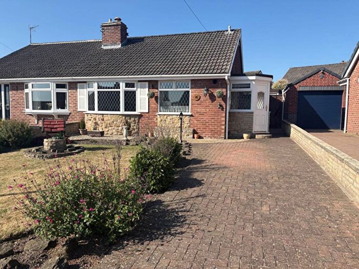 2 Bedroom Semi-Detached Bungalow To Rent In Elm Rise, Burncross, S35