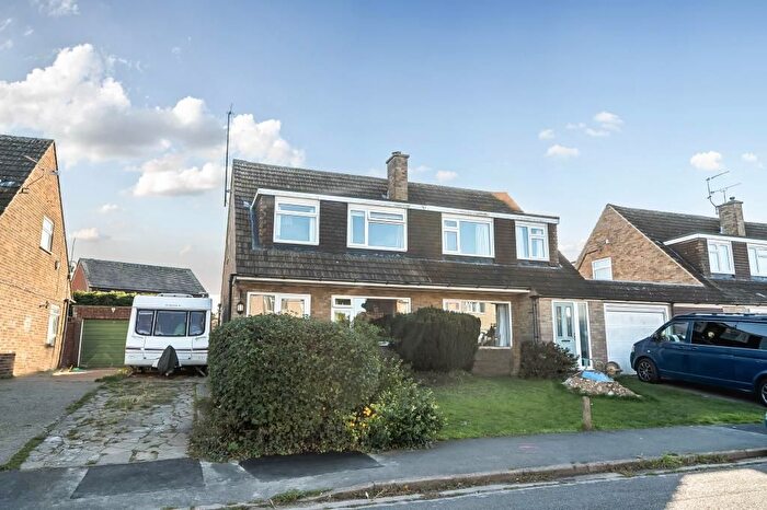 3 Bedroom Semi-Detached House For Sale In Townsend, Abingdon, Oxfordshire, OX14