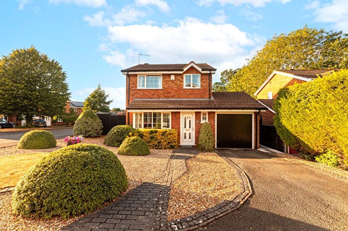 3 Bedroom Detached House For Sale In The Drive, Barwell, LE9