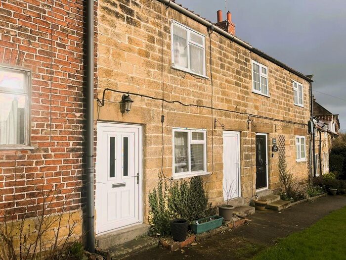 2 Bedroom Property To Rent In Brittons Row, Borrowby, Thirsk, YO7