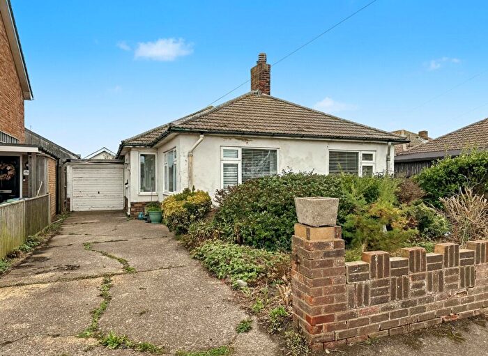 2 Bedroom Detached Bungalow For Sale In Hoddern Avenue, Peacehaven, BN10