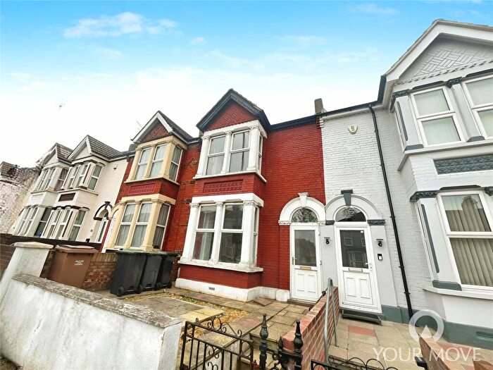 4 Bedroom Terraced House To Rent In Pelham Road, Gravesend, Kent, DA11