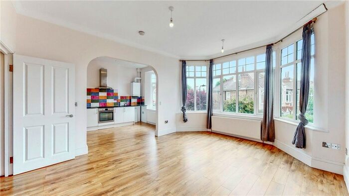 2 Bedroom Flat To Rent In Fordhook Avenue, Ealing, London, Uk, W5