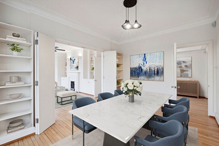 2 Bedroom Flat For Sale In Phillimore Court, Argyll Road, W8