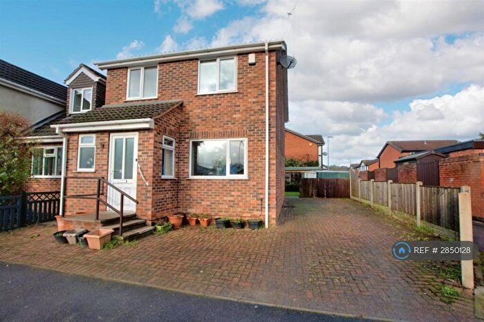 3 Bedroom Detached House To Rent In Mile End Road, Nottingham, NG4