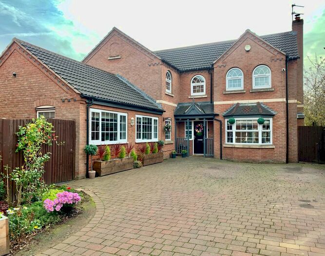 Houses for sale & to rent in DN3 1EN, Church Lane, Edenthorpe, Kirk