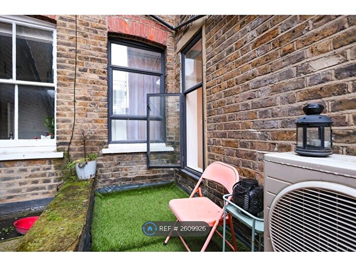 1 Bedroom Flat To Rent In West End Lane, London, NW6
