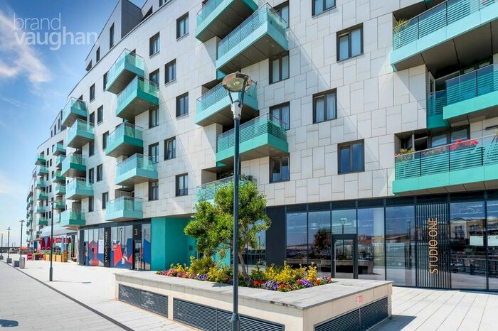 2 Bedroom Flat To Rent In The Boardwalk, Brighton Marina Village, Brighton, East Sussex, BN2