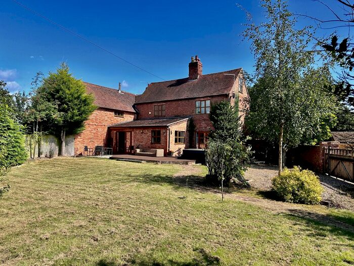 4 Bedroom Country House For Sale In Bourton On Dunsmore, Rugby, Warwickshire, CV23