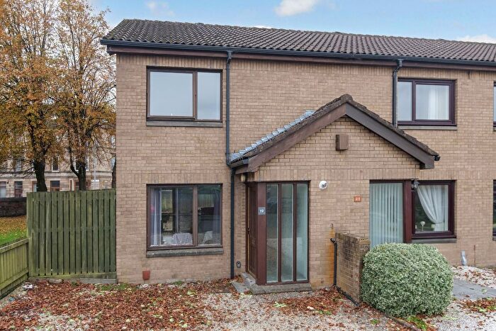 2 Bedroom Terraced House For Sale In Lansbury Gardens, Paisley, Paisley, PA3