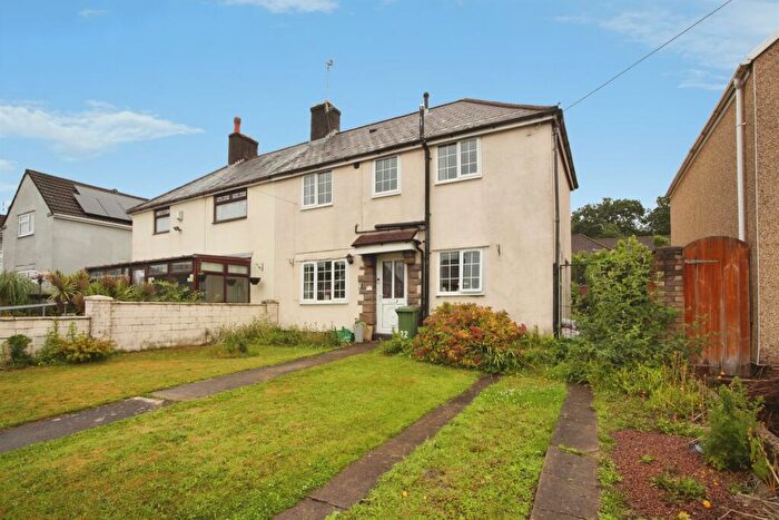 3 Bedroom Semi-Detached House For Sale In Dyffryn Avenue, Rhydyfelin, Pontypridd, CF37