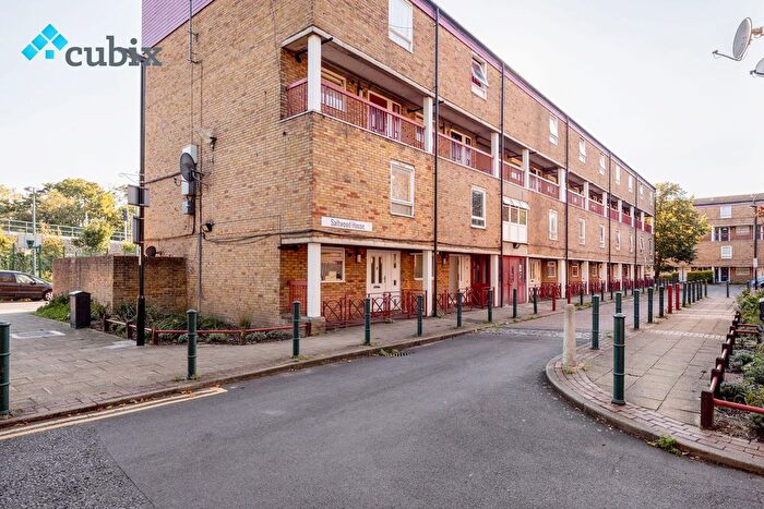 5 Bedroom Flat To Rent In Lovelinch Close, London, SE15