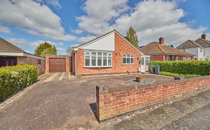 2 Bedroom Detached Bungalow For Sale In King Richard Road, Hinckley, LE10
