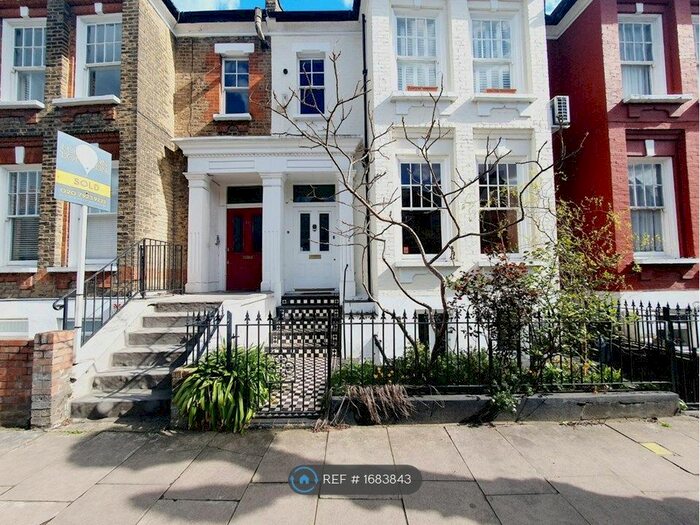 6 Bedroom Terraced House To Rent In Forburg Rd, London, N16