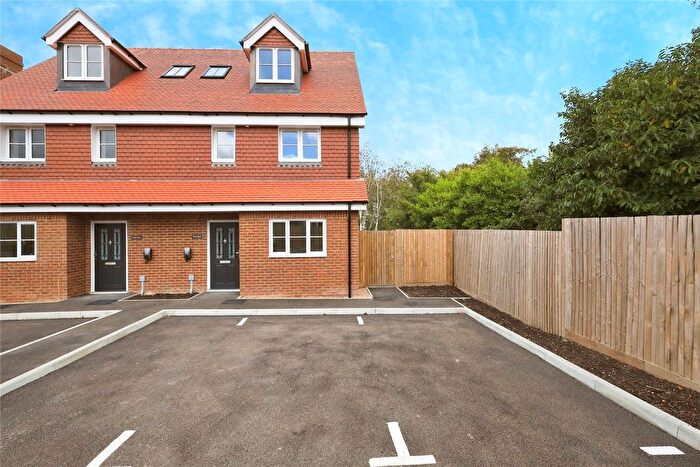 3 Bedroom Semi-Detached House For Sale In Heathfield Road, Burwash Common, Etchingham, East Sussex, TN19