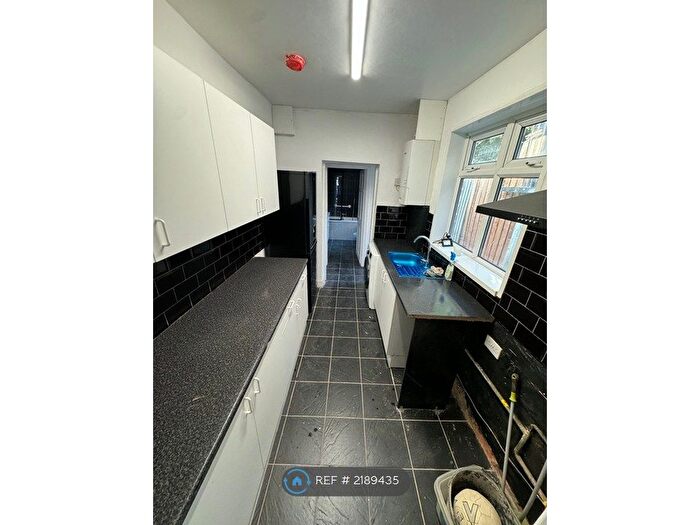 4 Bedroom Terraced House To Rent In Nineveh Road, Birmingham, B21