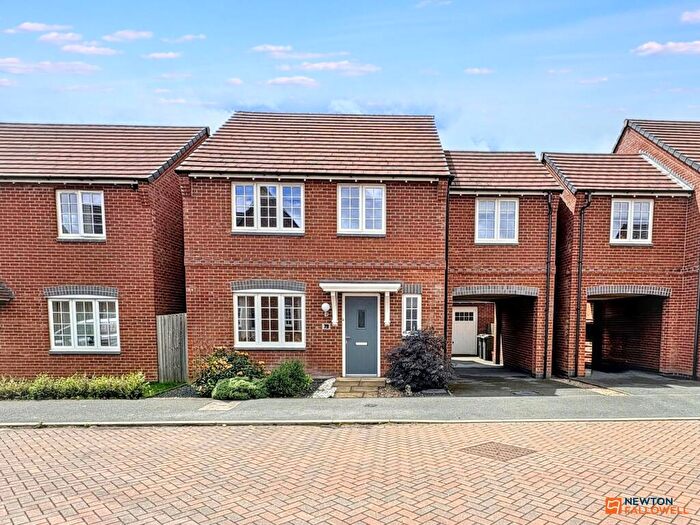 4 Bedroom Detached House For Sale In Coronet Drive, Ibstock, LE67