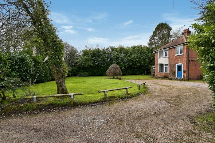 3 Bedroom Detached House For Sale In Brockford Road, Mendlesham, Stowmarket, Suffolk, IP14