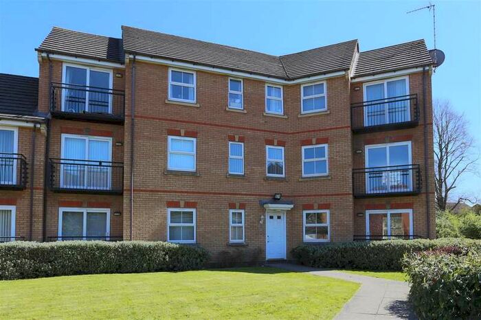 2 Bedroom Apartment To Rent In Strathern Road, Leicester, LE3
