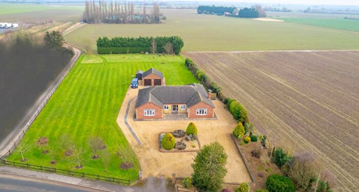 4 Bedroom Detached Bungalow For Sale In Station Road, Swineshead, PE20