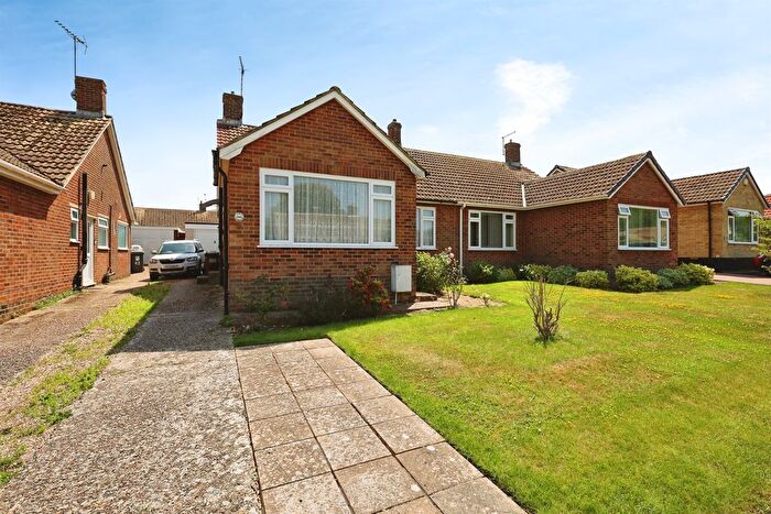 2 Bedroom Semi Detached Bungalow For Sale In Cornmill Gardens, Polegate, BN26