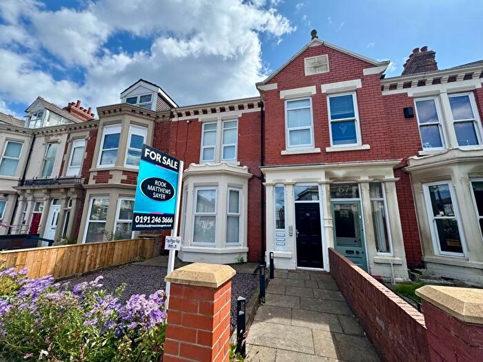 2 Bedroom Flat For Sale In Marine Avenue, Whitley Bay, NE26
