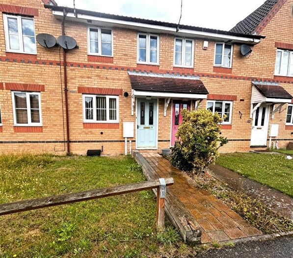 2 Bedroom Town House For Sale In Maidwell Close, Belper, DE56