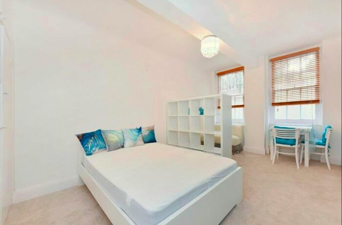 Studio To Rent In Portman Square, London, W1H