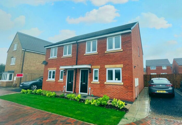 3 Bedroom House To Rent In Duchess Gardens, Hebburn, NE31